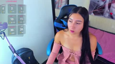 Snapshot of miaa_scott chatting on 11/05/25, 03:23 online show from 11/05/25, 03:23