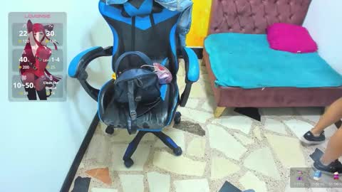 Snapshot of miaa_scott chatting on 11/23/25, 12:27 online show from 11/23/25, 12:27