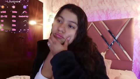 miaa_smiith1 online show from 02/20/25, 12:15