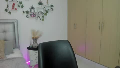miaa_star_1x online show from 06/03/26, 10:40