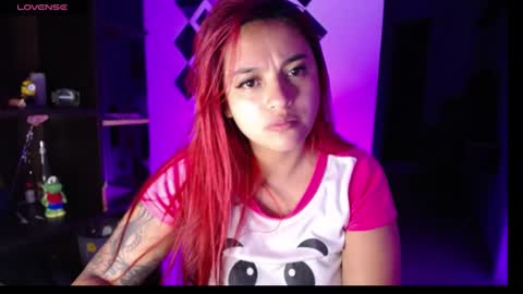 Snapshot of miaaa_mo chatting on 01/12/25, 02:35 Ma online show from 01/12/25, 02:35