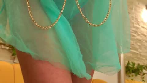 Snapshot of miaaangell chatting on 03/23/26, 05:22 Mia Angel online show from 03/23/26, 05:22