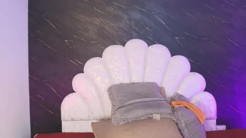 Snapshot of miaabrown__ chatting on 03/17/26, 12:08 Mia online show from 03/17/26, 12:08