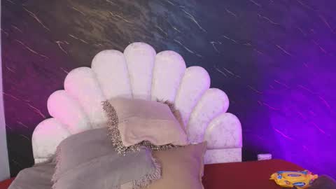 Snapshot of miaabrown__ chatting on 03/25/26, 12:11 Mia online show from 03/25/26, 12:11