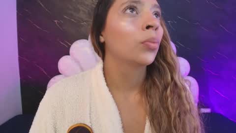 Snapshot of miaabrown__ chatting on 04/13/26, 12:10 Mia online show from 04/13/26, 12:10