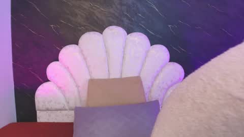 Snapshot of miaabrown__ chatting on 04/15/26, 12:12 Mia online show from 04/15/26, 12:12