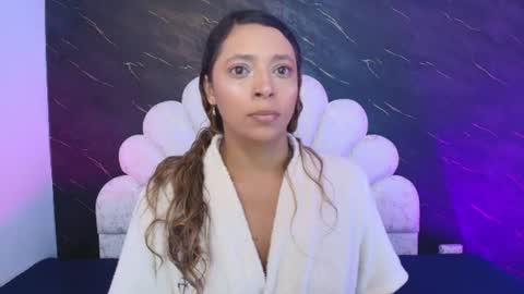 Snapshot of miaabrown__ chatting on 06/11/26, 12:03 Mia online show from 06/11/26, 12:03