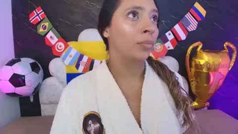 Snapshot of miaabrown__ chatting on 06/27/26, 12:10 Mia online show from 06/27/26, 12:10