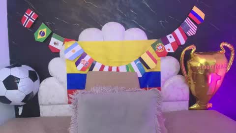 Snapshot of miaabrown__ chatting on 07/03/26, 12:11 Mia online show from 07/03/26, 12:11