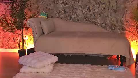 miaaddisonnn online show from 06/19/26, 02:21