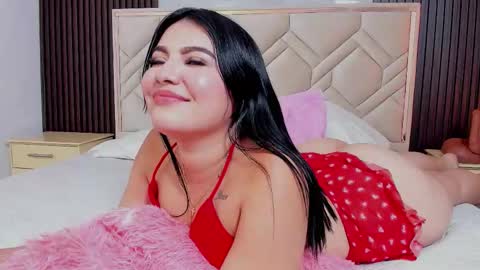 Miaa Farrel online show from 12/13/25, 07:53