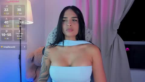 Snapshot of miaagomez chatting on 11/06/25, 03:07 Mia online show from 11/06/25, 03:07