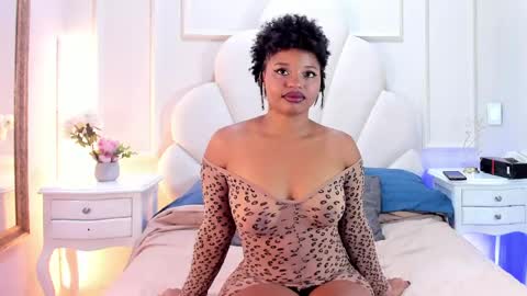 Snapshot of miaakittyy chatting on 04/28/26, 11:48 miaakittyy online show from 04/28/26, 11:48