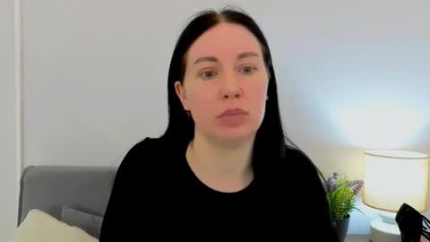 Mia online show from 03/27/26, 05:01