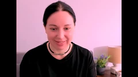 Snapshot of miaalluring chatting on 04/28/26, 03:28 Mia online show from 04/28/26, 03:28
