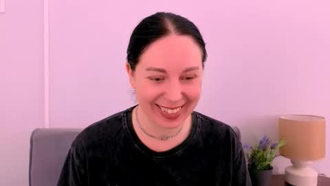 Snapshot of miaalluring chatting on 04/30/26, 02:34 Mia online show from 04/30/26, 02:34