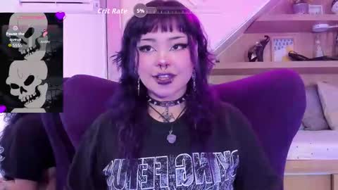 Mia online show from 09/11/25, 03:28