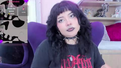 Snapshot of miaamane chatting on 01/05/26, 05:27 Mia online show from 01/05/26, 05:27