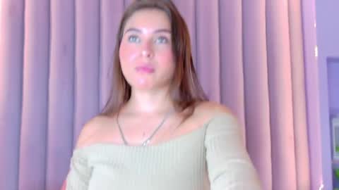 Snapshot of miaanderson__ chatting on 04/18/26, 11:36 miaanderson__ online show from 04/18/26, 11:36