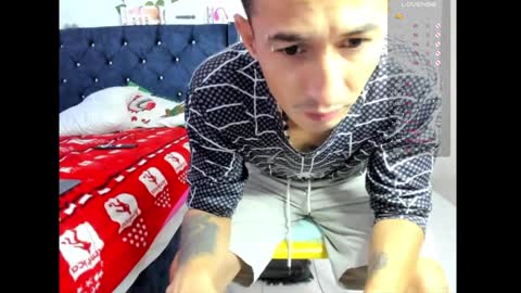 Snapshot of miaandluciferxxx chatting on 12/06/24, 08:40 miaandluciferxxx online show from 12/06/24, 08:40