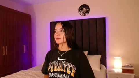 Snapshot of miaandnaty1 chatting on 09/26/25, 02:59 miaandnaty1 online show from 09/26/25, 02:59