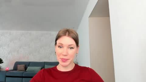Snapshot of miababy14 chatting on 05/05/26, 04:31 Mia online show from 05/05/26, 04:31