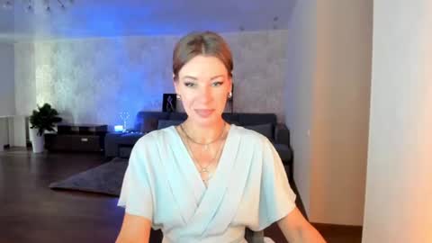 Snapshot of miababy14 chatting on 07/07/26, 04:26 Mia online show from 07/07/26, 04:26