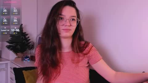 mia online show from 12/14/25, 09:41