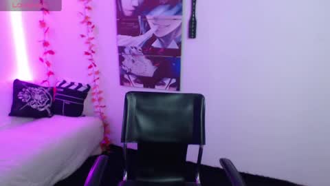 miablack_k online show from 12/08/24, 07:32