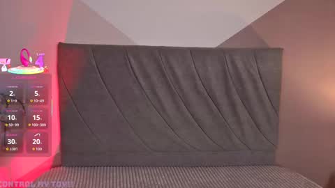 miablack_k online show from 10/01/25, 10:16