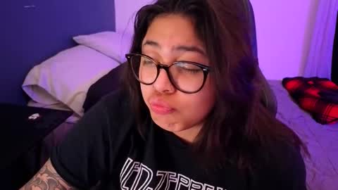 Mia online show from 02/25/26, 03:27