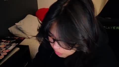 Snapshot of miacanela_xo chatting on 04/29/26, 02:15 Mia online show from 04/29/26, 02:15