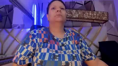   online show from 10/02/25, 03:35