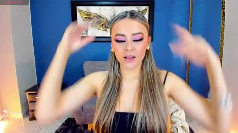 Snapshot of miacarperrlux chatting on 02/13/25, 09:06 MiaCarper online show from 02/13/25, 09:06