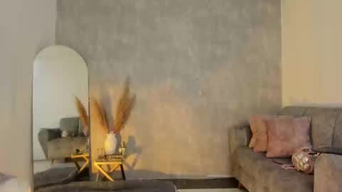 miacooper online show from 01/06/25, 12:13