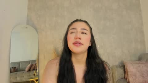 miacooper online show from 01/22/25, 12:27