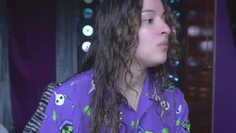Snapshot of miadimota chatting on 04/18/26, 04:44 Mia online show from 04/18/26, 04:44