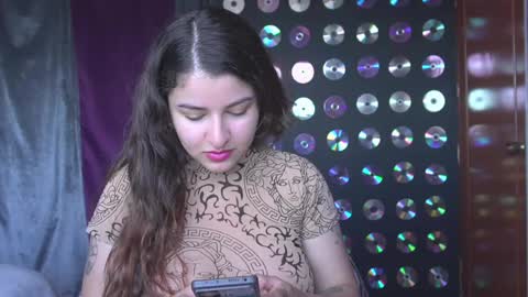 Snapshot of miadimota chatting on 06/06/26, 04:12 Mia online show from 06/06/26, 04:12