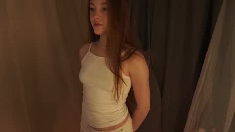 Snapshot of miafleur chatting on 11/10/25, 05:01 Mia online show from 11/10/25, 05:01