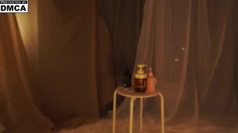 Snapshot of miafleur chatting on 11/16/25, 05:51 Mia online show from 11/16/25, 05:51