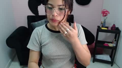 miafuckpussyhard online show from 12/19/25, 12:23