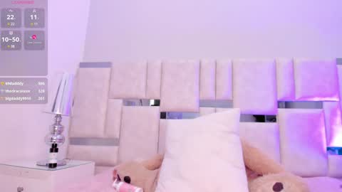 Mia  online show from 01/10/25, 09:10