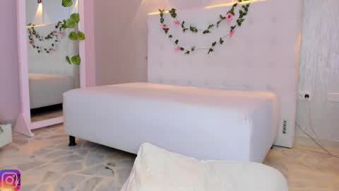 Mia Gomez online show from 03/03/25, 06:55