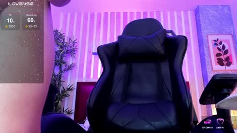 Mia Connor online show from 01/12/25, 11:50