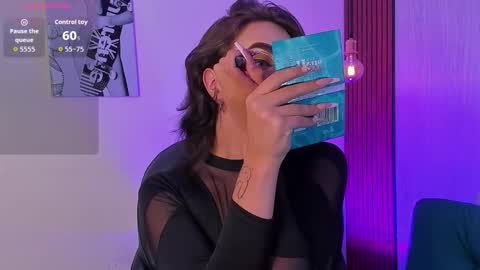 Mia Connor online show from 10/22/25, 08:08