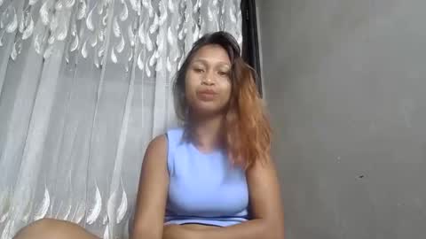 Snapshot of miah_land chatting on 12/18/25, 05:19 miah_land online show from 12/18/25, 05:19