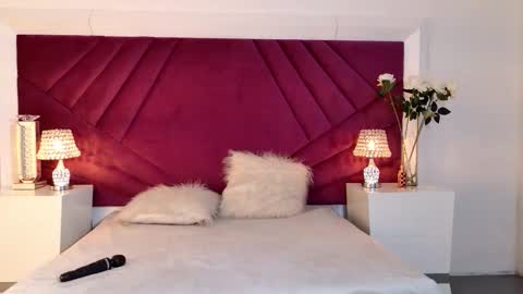 Snapshot of miahantonelli chatting on 03/26/26, 08:03 miahantonelli online show from 03/26/26, 08:03