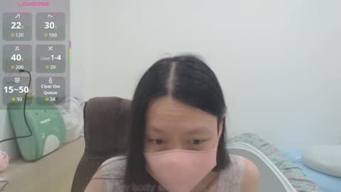 miahchan68 online show from 10/25/25, 04:02