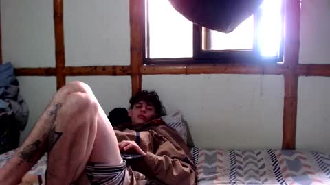 Mia  Sam online show from 12/19/25, 04:36