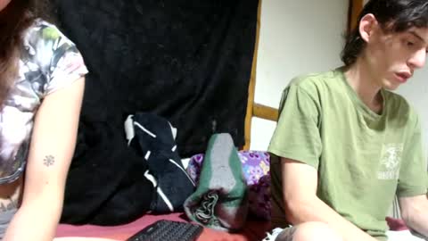 Snapshot of miahells chatting on 04/23/26, 12:56 Mia Sam online show from 04/23/26, 12:56